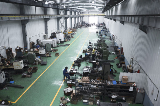 Qualität Hohe Leistungsfähigkeits-vollautomatische Papierschale, die Maschine dreiphasig herstellt Fabrik