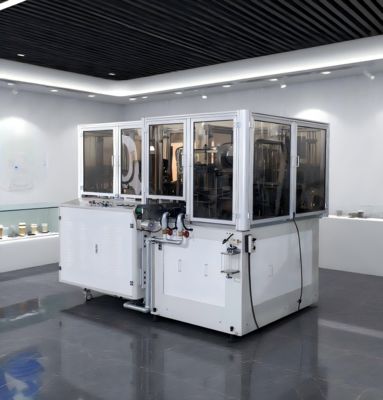 Einfach/Doppel PE beschichtete Wegwerf-Thermoformmaschine für Becher 120 130 140 150 PCS/MIN